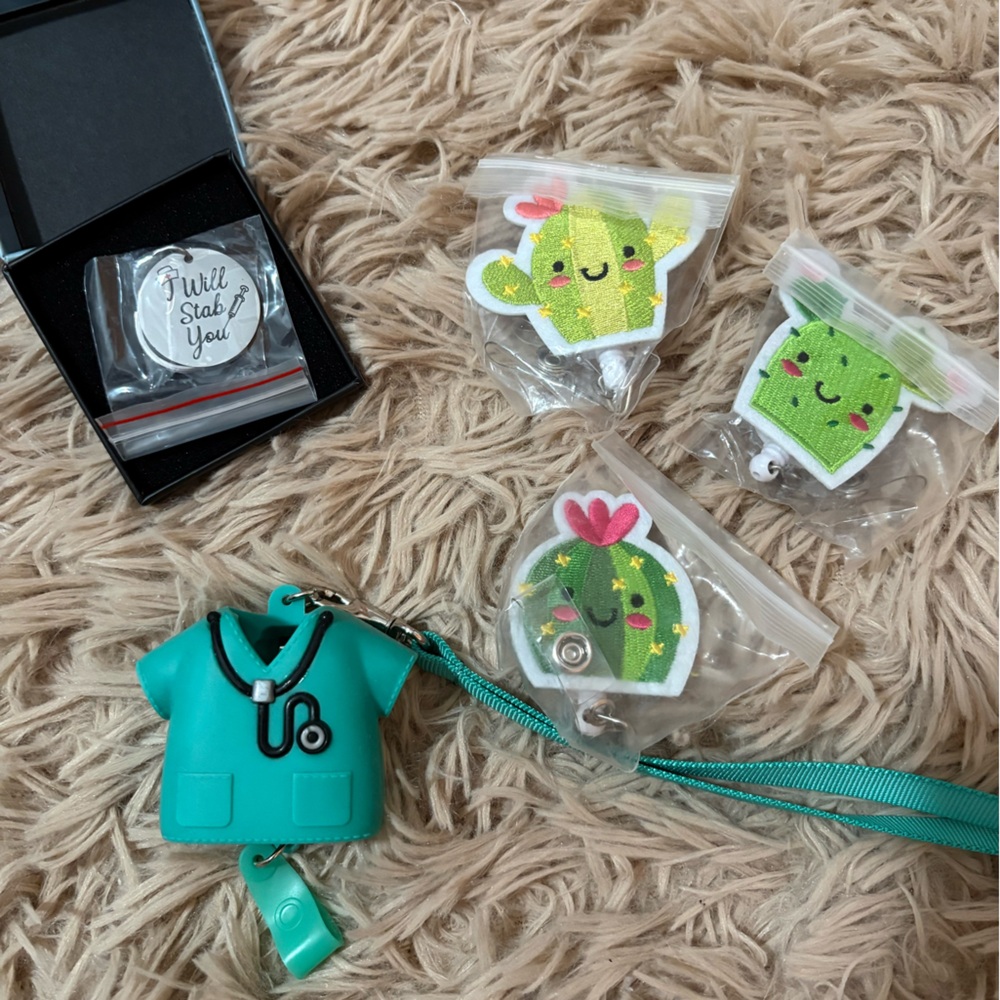 NEW Nurse Badge Reels / Accessories